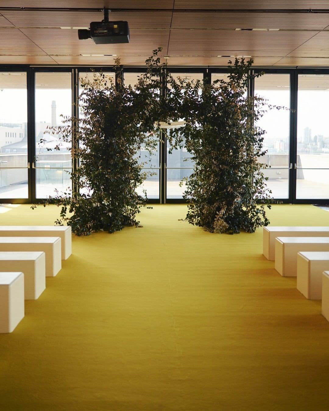 amarillo en bodas