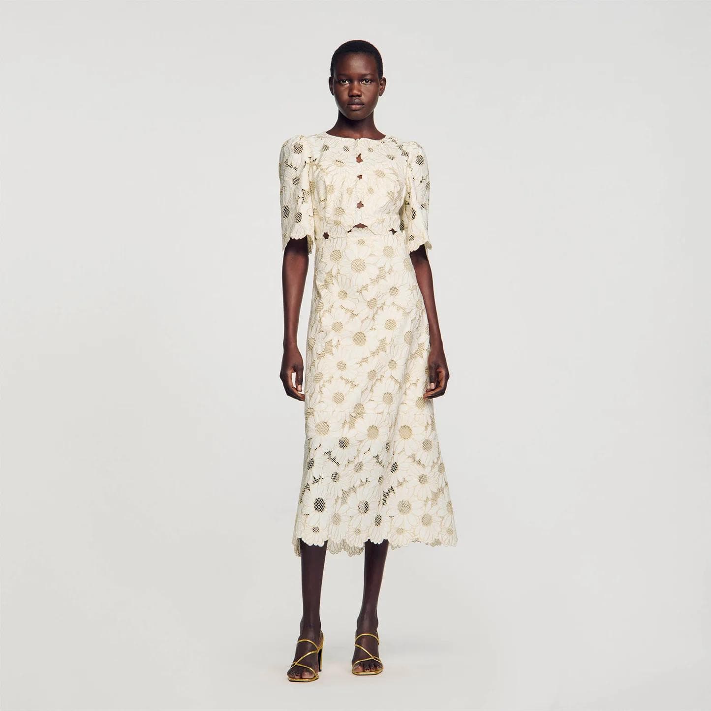 vestido blanco sandro