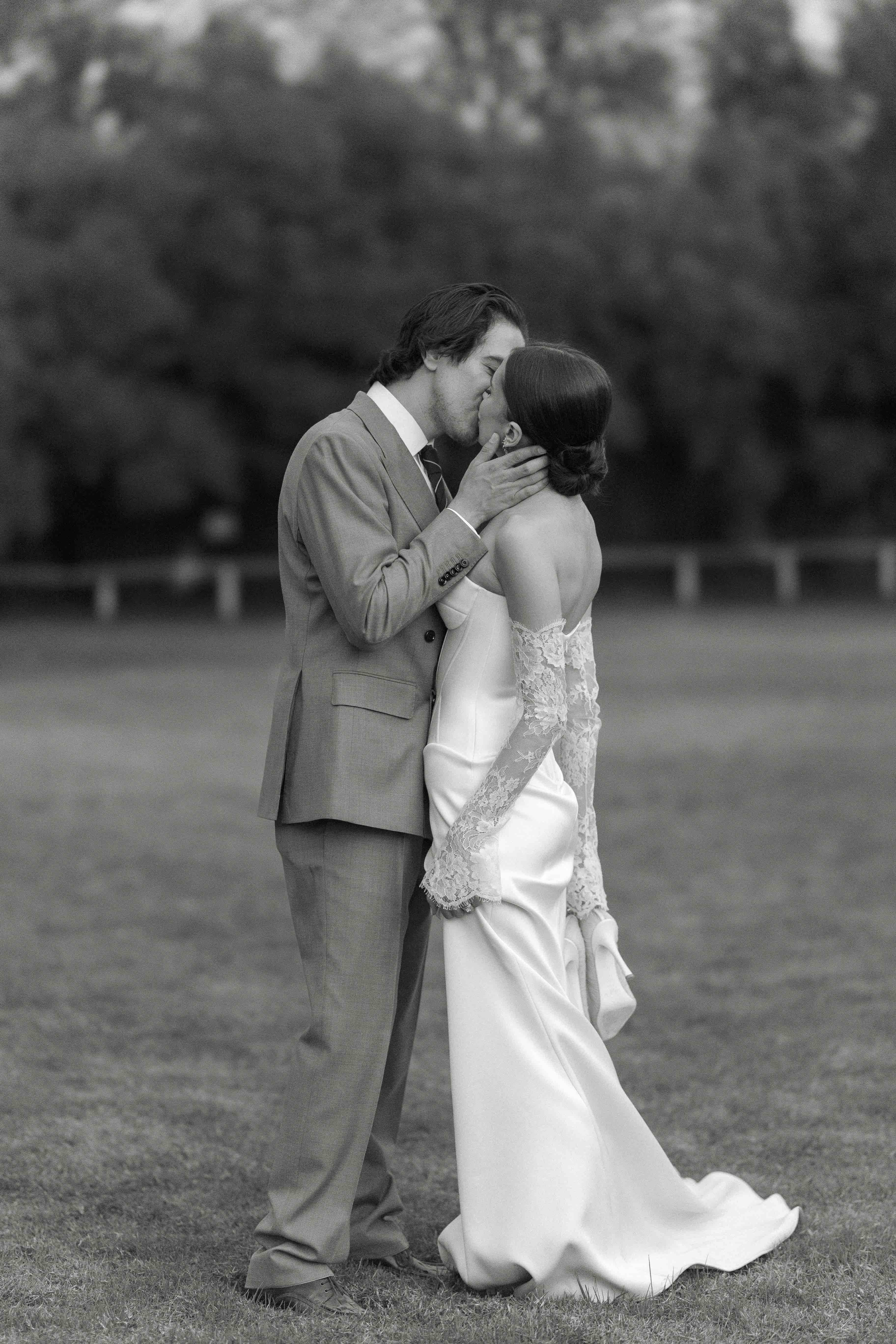 boda en la cuadra de Luis Barragan