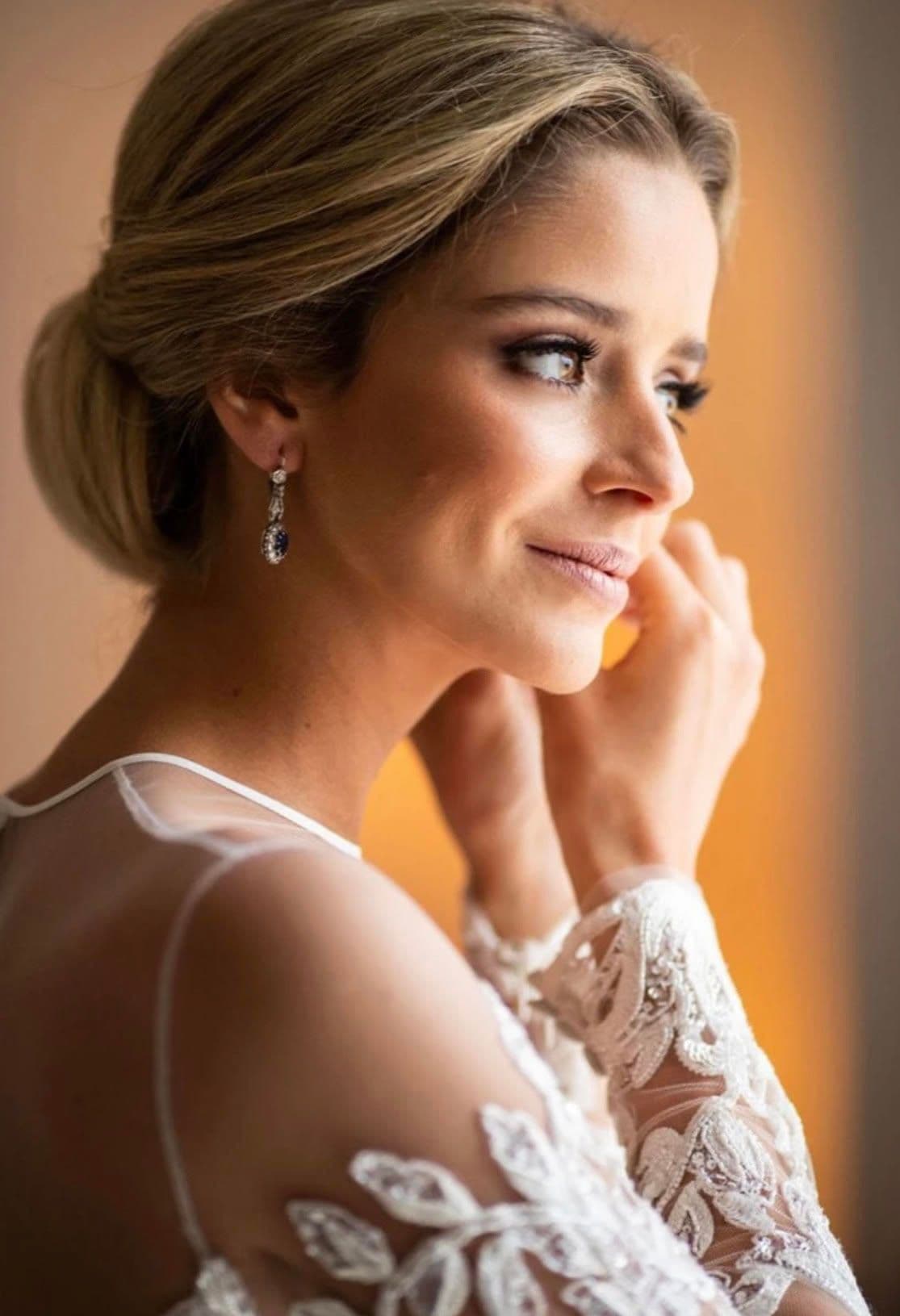 Ana E Uribe makeup artist