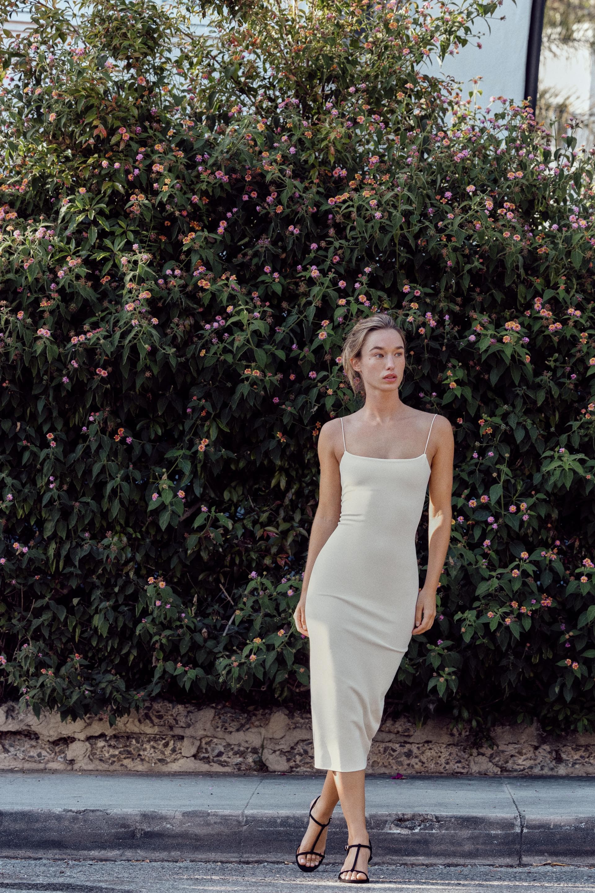 sitios online para comprar vestidos de novia-zara