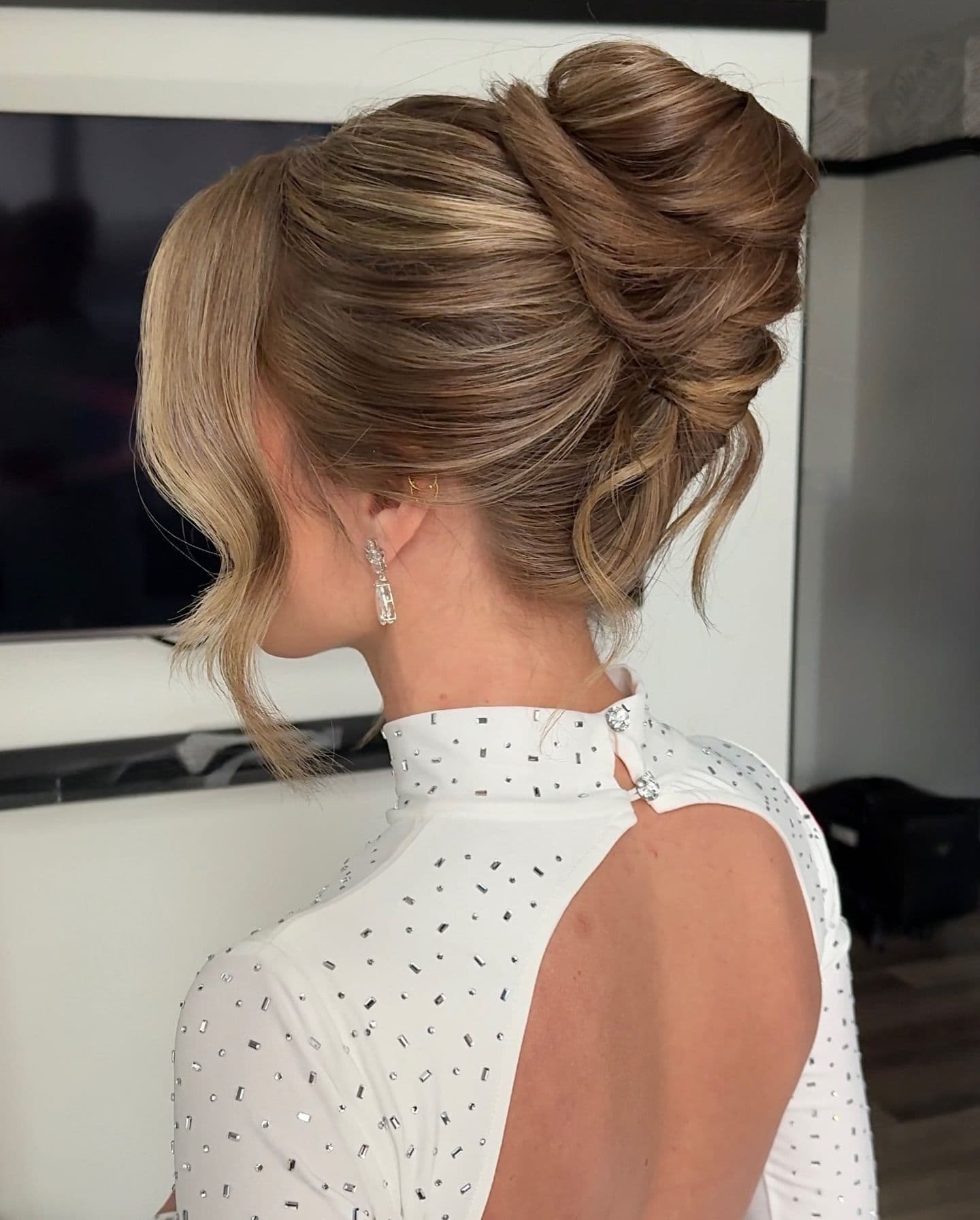 peinados para invitadas a una boda